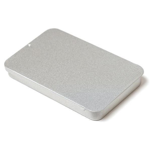 Boîte métallique rectangulaire argentée avec couvercle coulissant